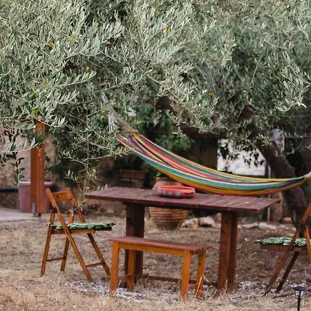 بيت للعطل Amygdalia Traditional House